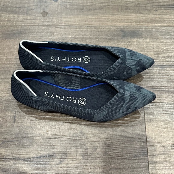 Rothy’s The Point Dark Camo - Picture 3 of 5